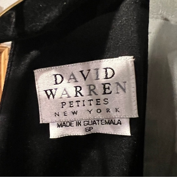 071. David Warren Gold Chocker Halter Dress SP EUC - Picture 8 of 10